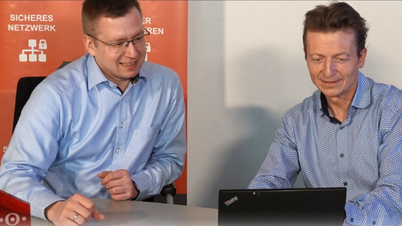 Head of IT André Wandschneider and Martin Bortic, Managing Director of Bessin GmbH