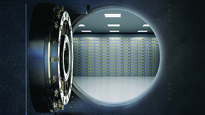 Securepoint Unified Backup as a Service. Open vault with many lockers